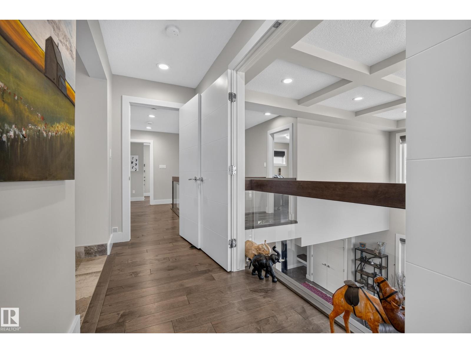 #16 51511 RGE ROAD 264 - 42