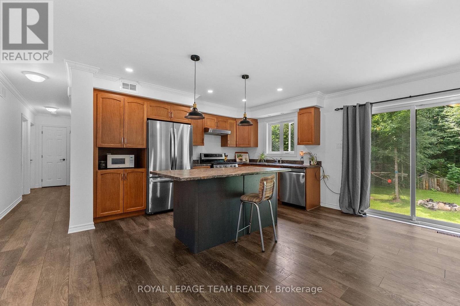 405 CALVIN ROAD - Image 14