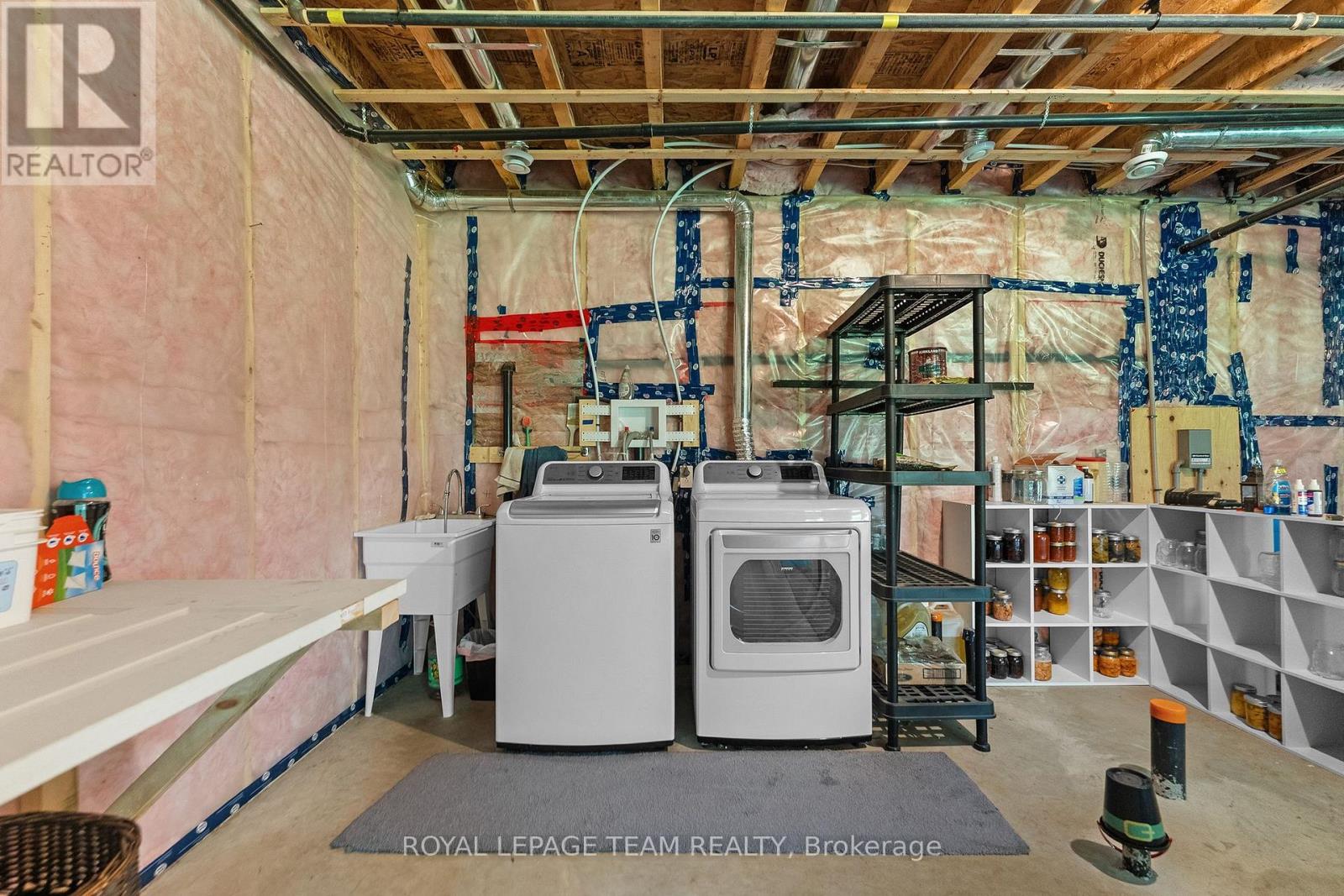 405 CALVIN ROAD - Image 25