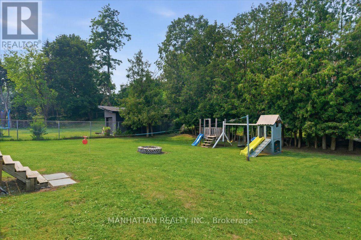 10 VICTOR DRIVE - 31