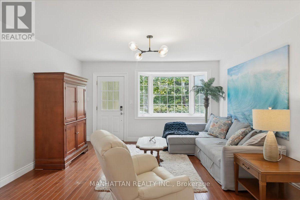 10 VICTOR DRIVE - 4