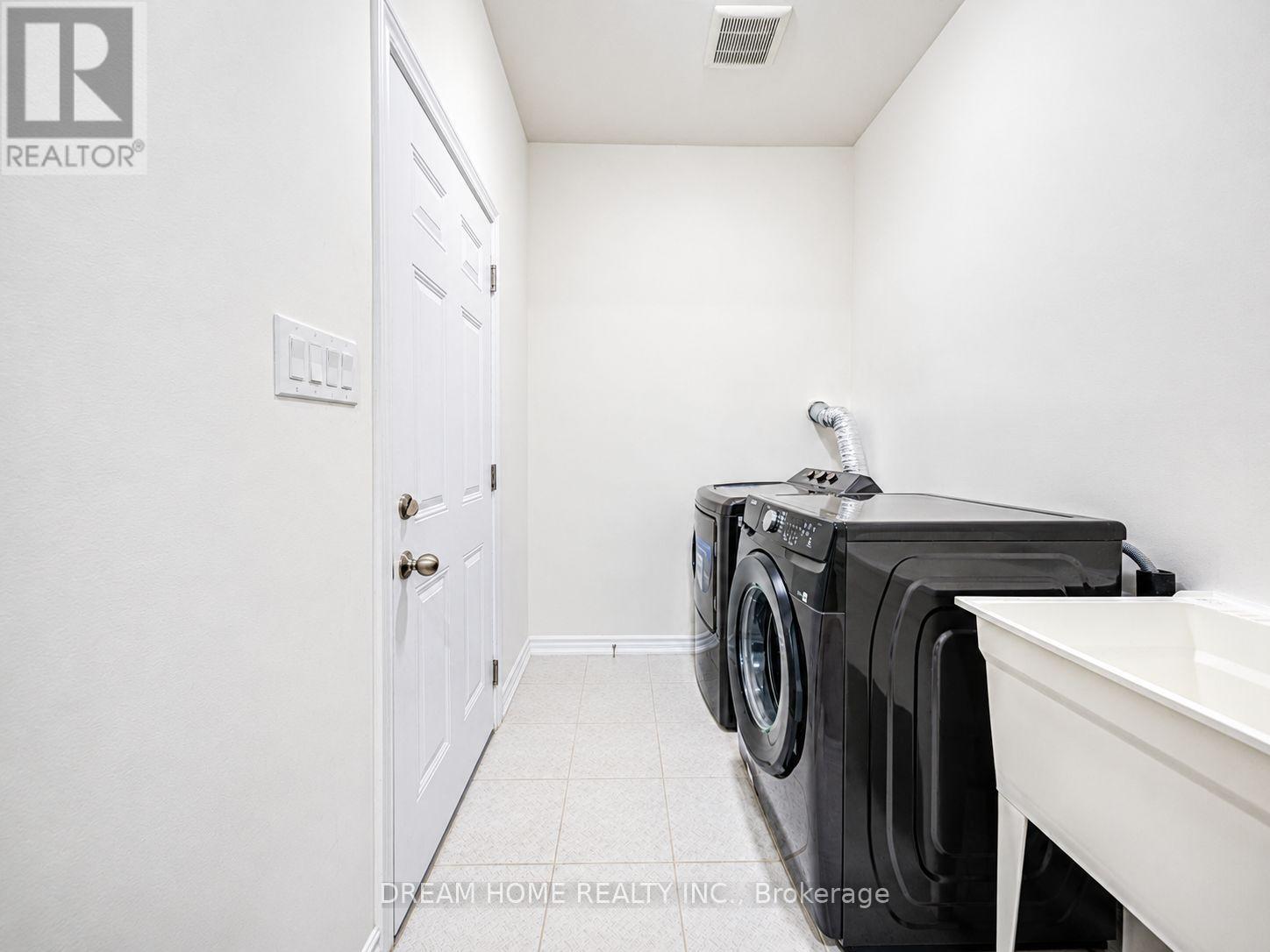 7 CHARLES WHITE COURT - 11