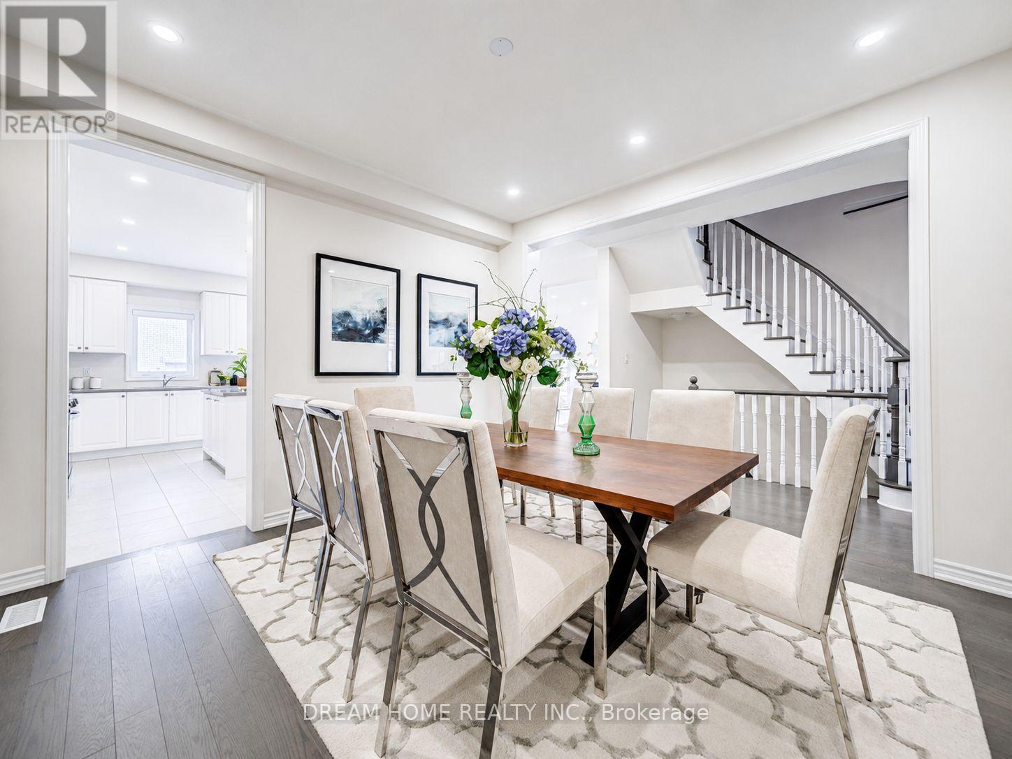 7 CHARLES WHITE COURT - 15