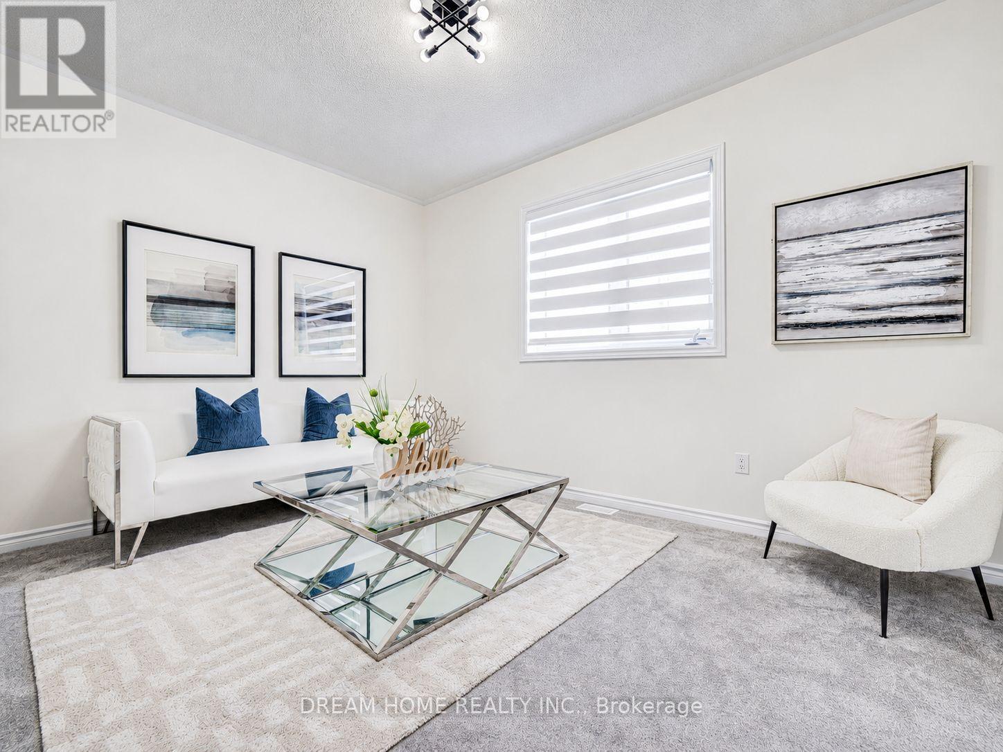 7 CHARLES WHITE COURT - 31
