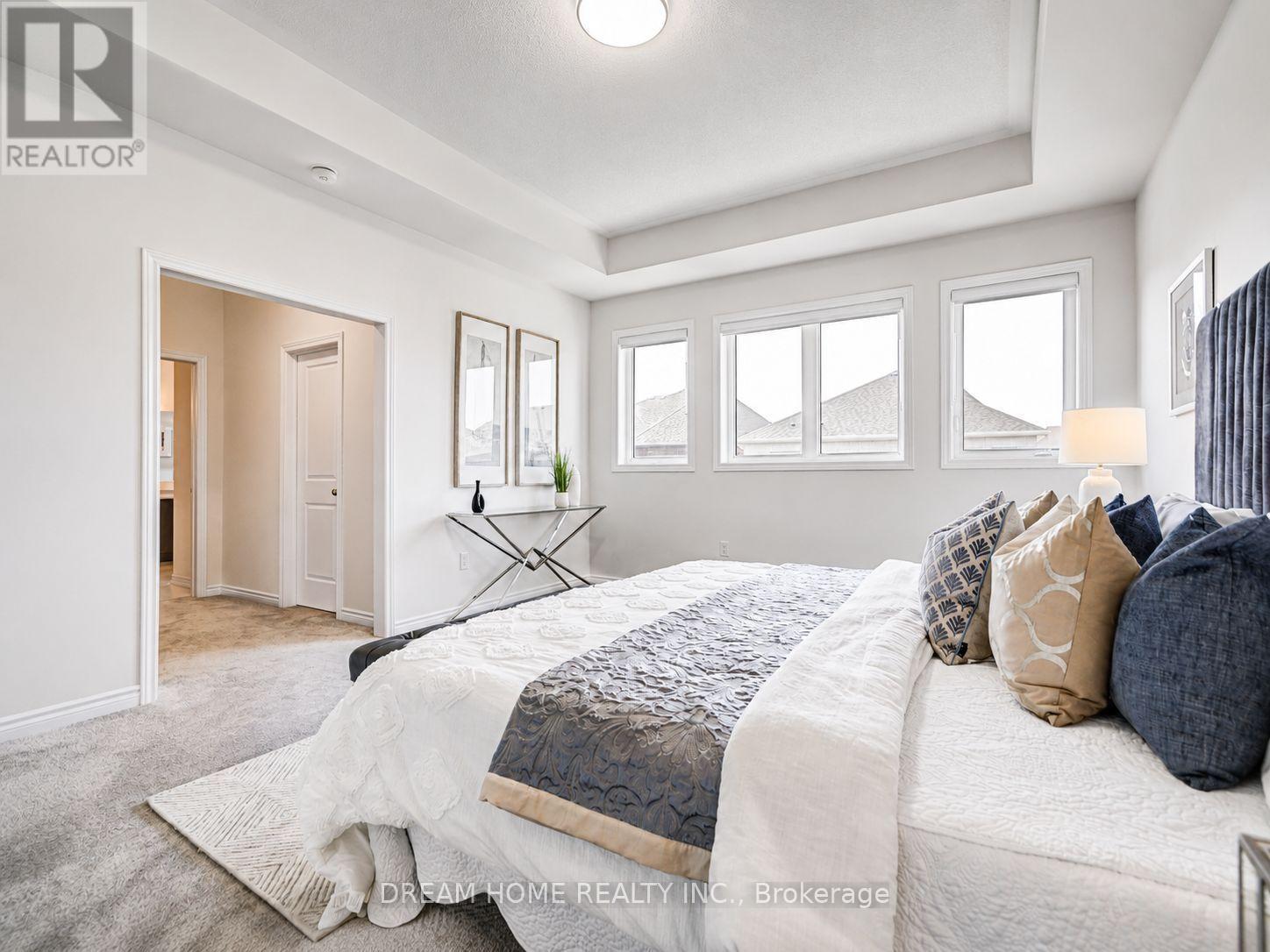 7 CHARLES WHITE COURT - 37