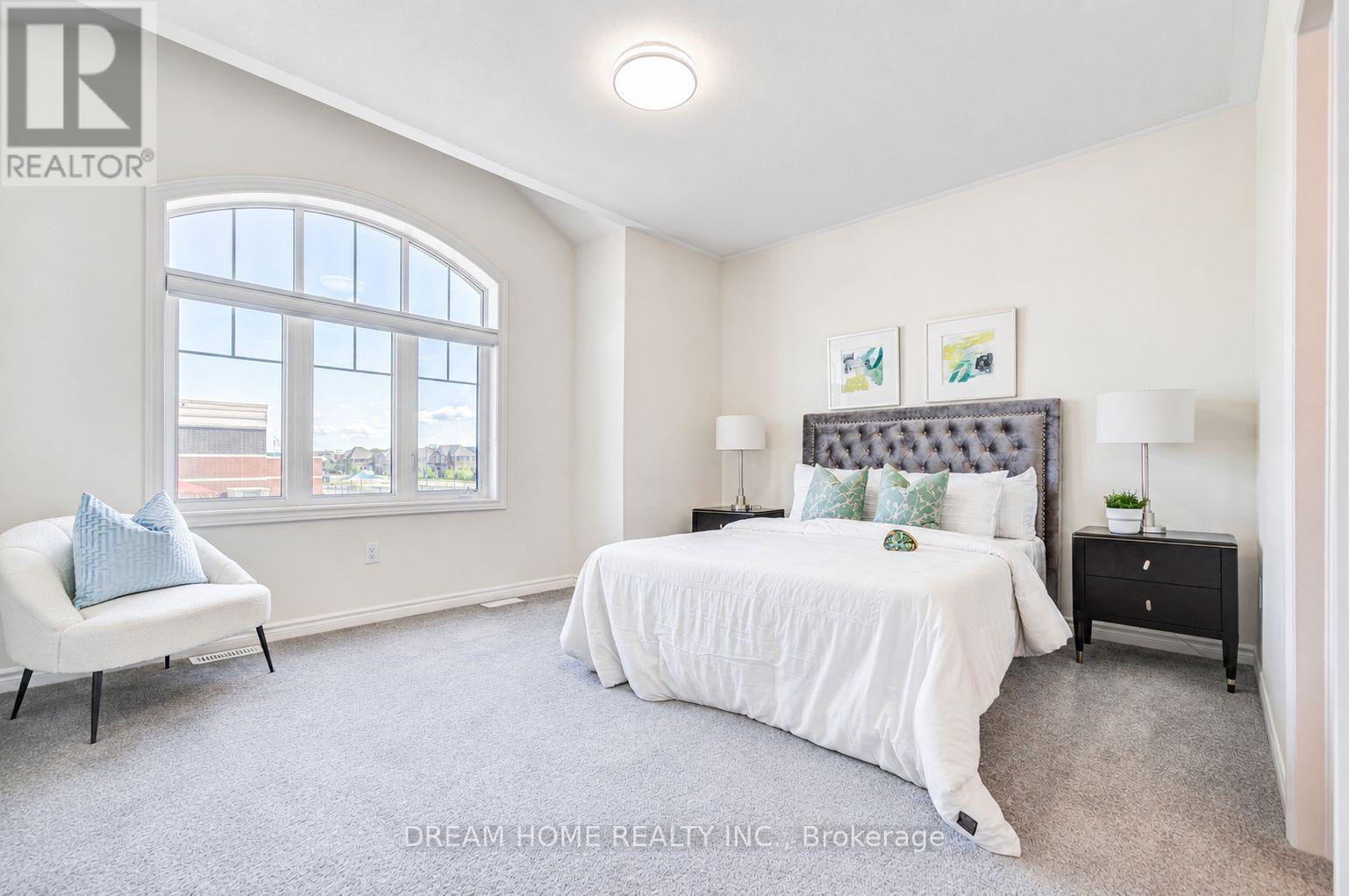 7 CHARLES WHITE COURT - 41