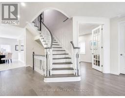 7 Charles White Court, East Gwillimbury, ON L9N0T7 Photo 12