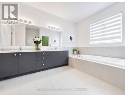 7 Charles White Court, East Gwillimbury, ON L9N0T7 Photo 39