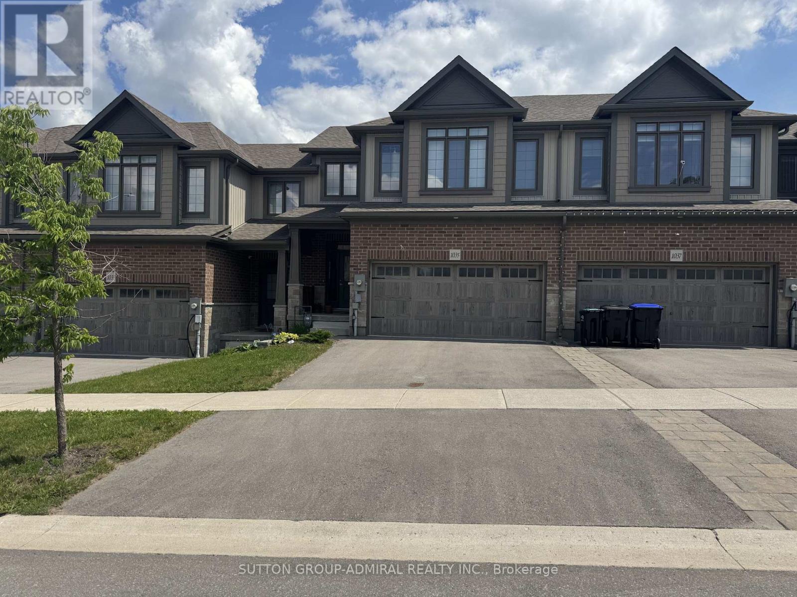 1035 WRIGHT DRIVE - 1