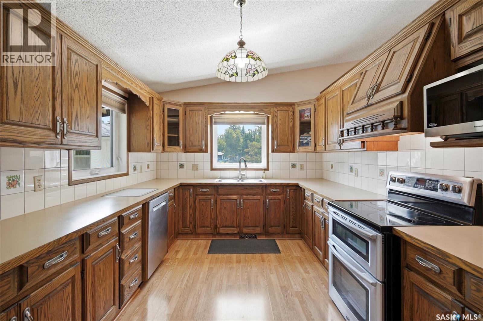 1224 Crescent BOULEVARD - 11