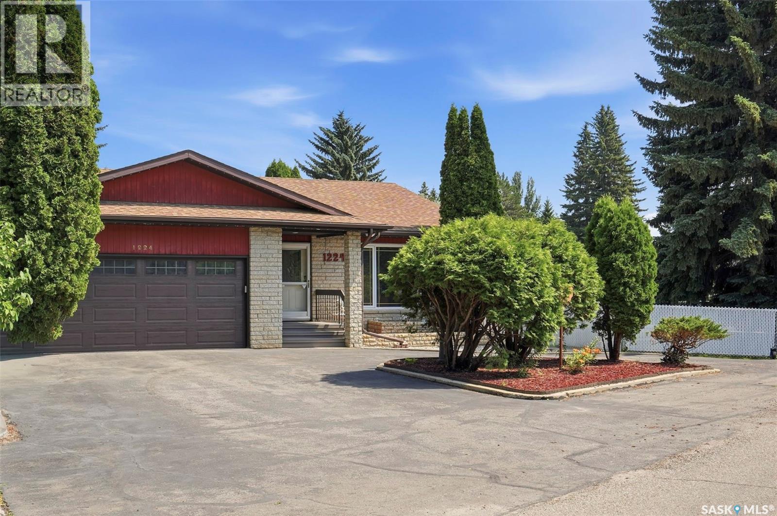 1224 Crescent BOULEVARD - 2