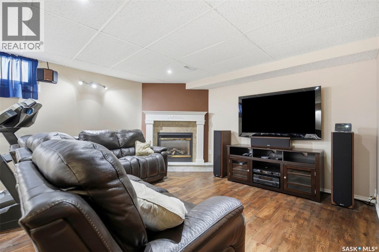 1224 Crescent BOULEVARD - 23