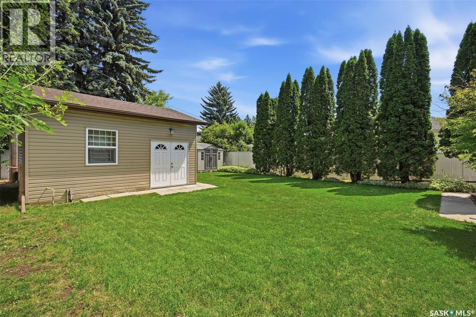1224 Crescent BOULEVARD - 40