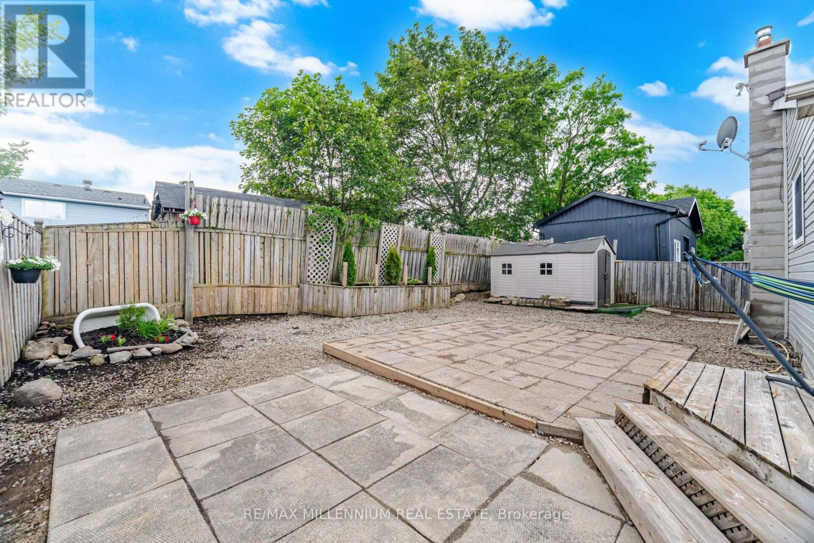 16 BRENDA BOULEVARD - 50