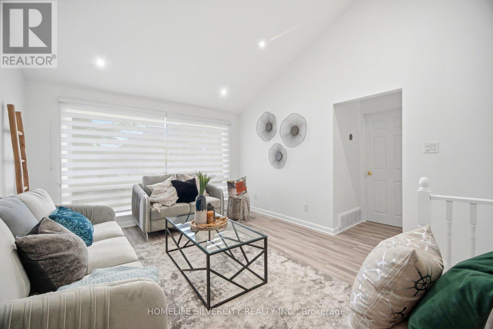 29 BROOKMERE ROAD - 20