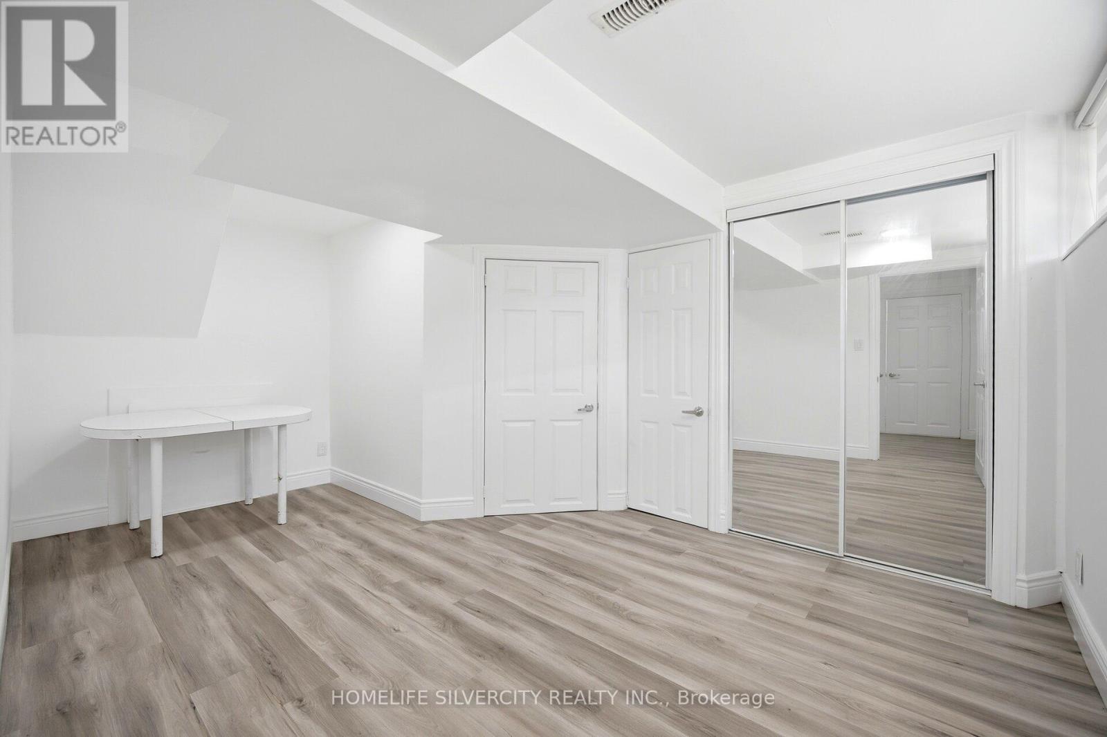 29 BROOKMERE ROAD - 35