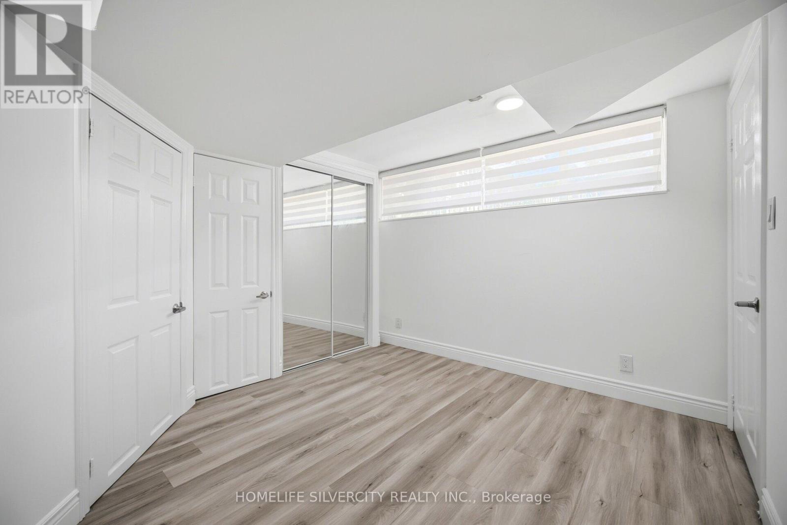 29 BROOKMERE ROAD - 36