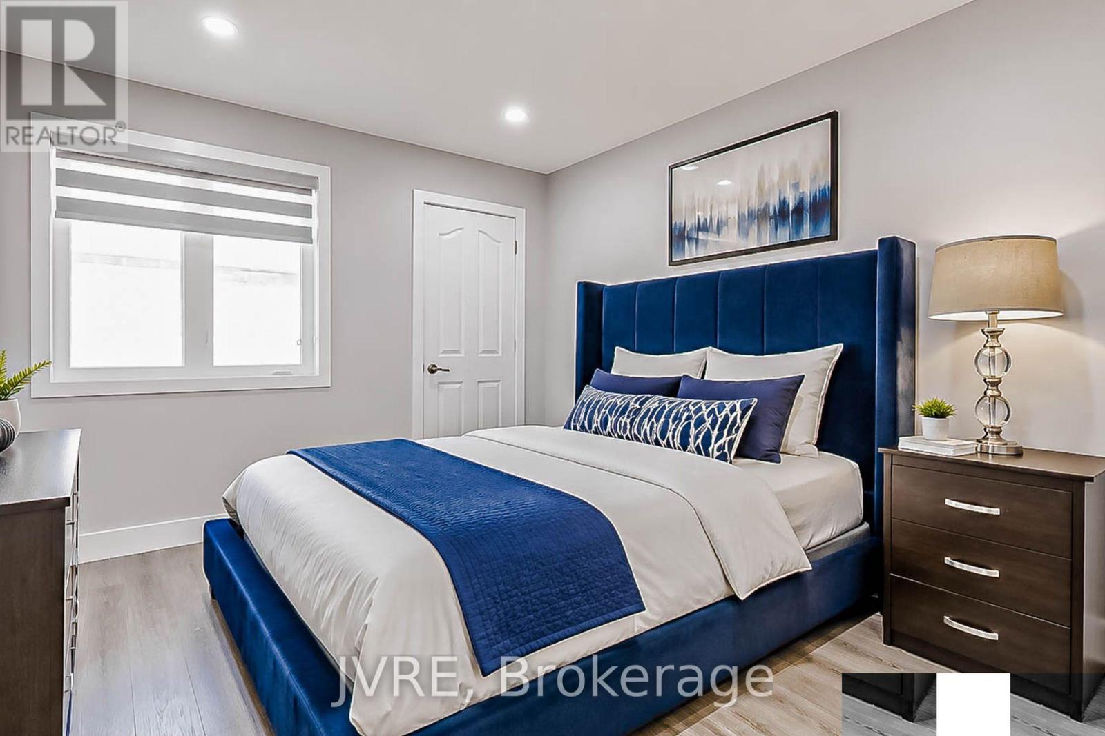 12 PEPPERMINT CLOSE - 36