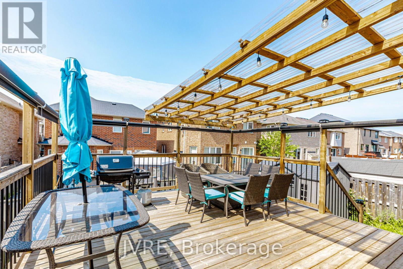 12 PEPPERMINT CLOSE - 39