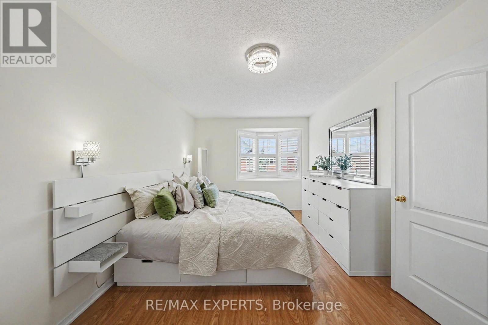 14 LOTUS STREET - 27