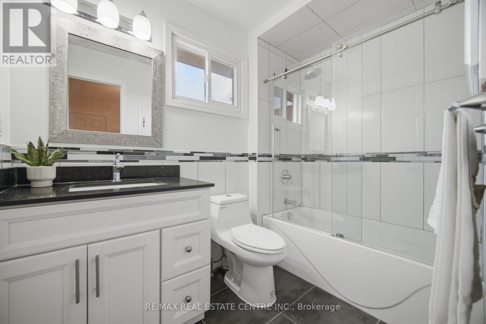 177 SURBRAY GROVE - 33