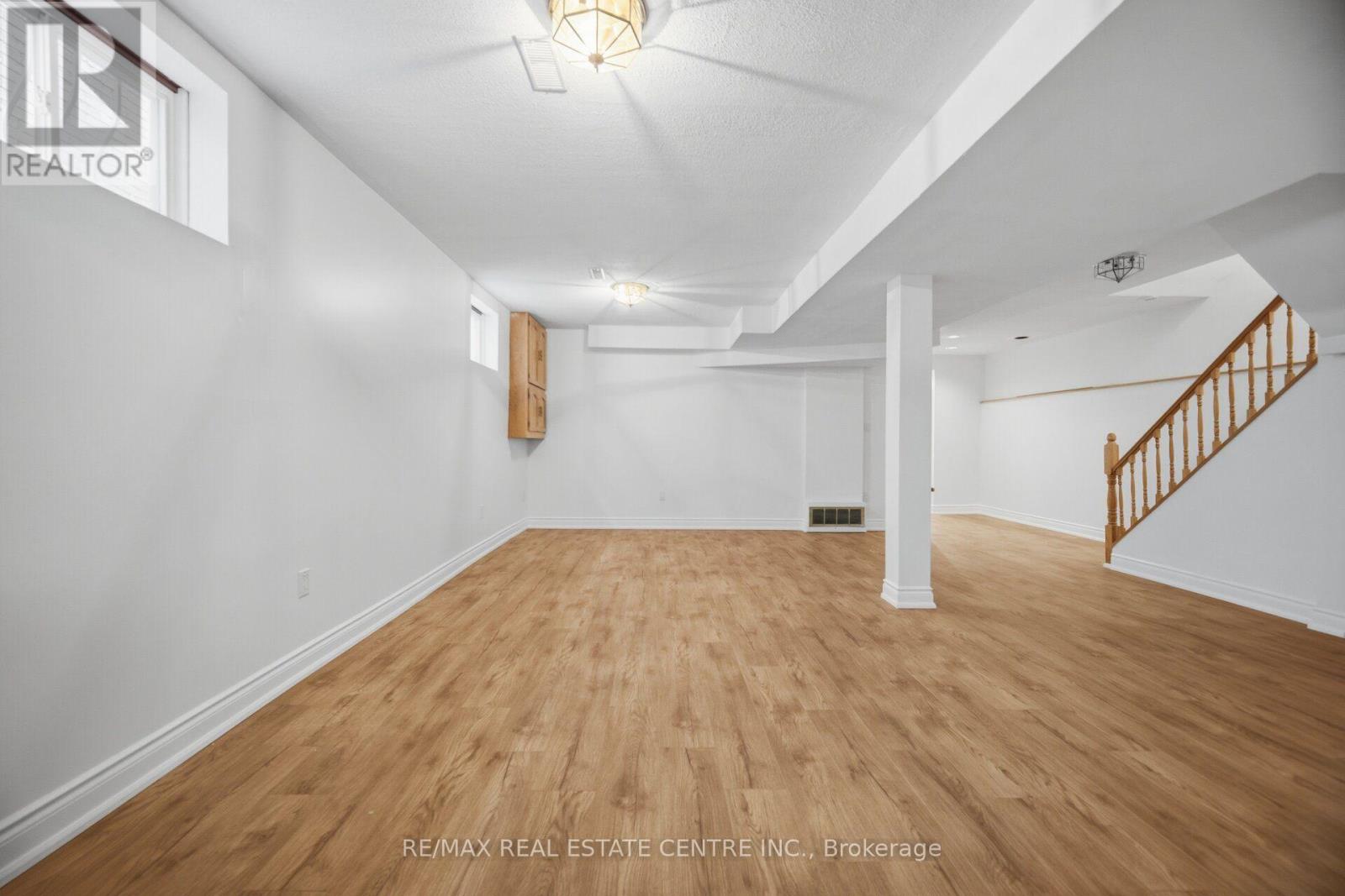 177 SURBRAY GROVE - 35