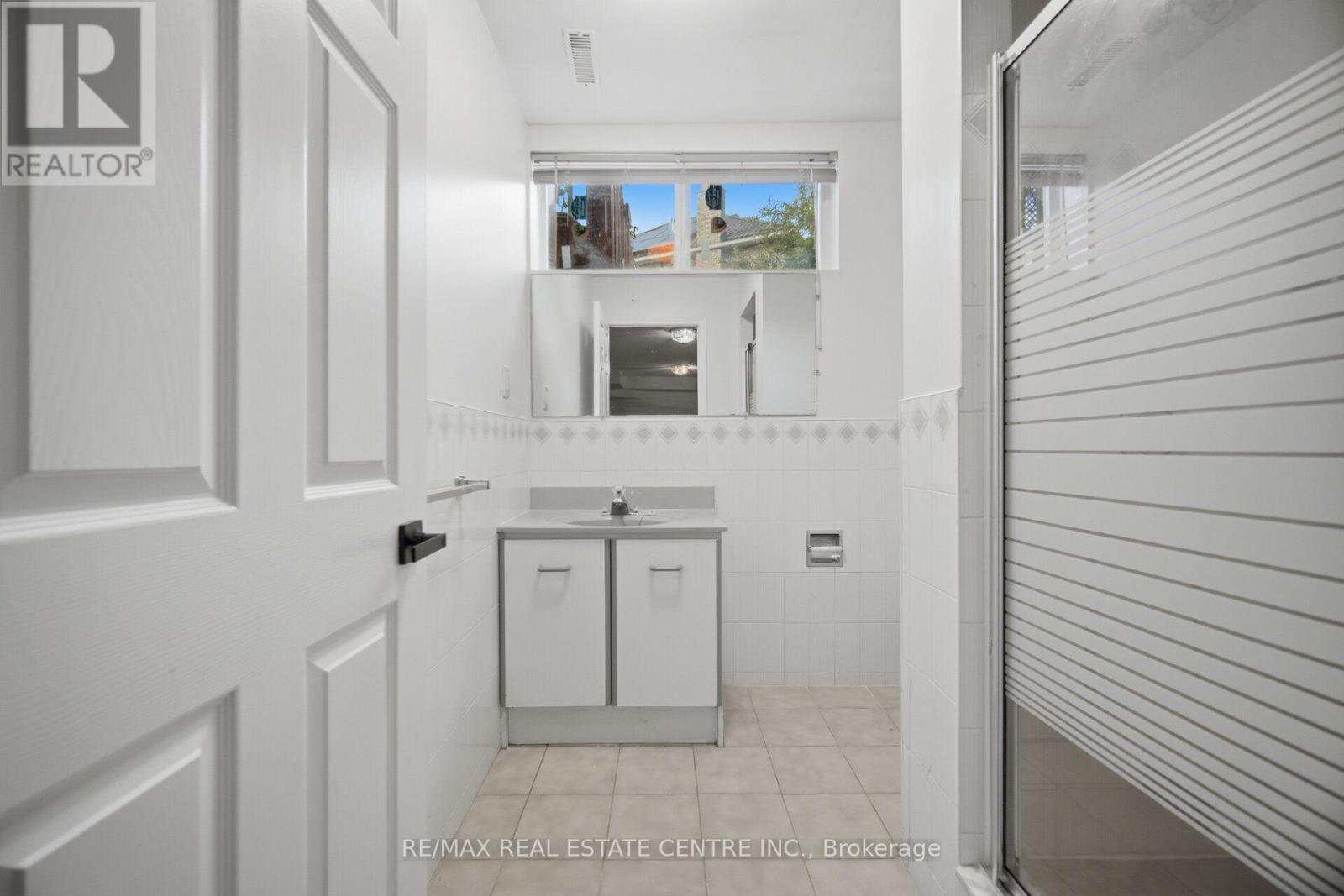 177 SURBRAY GROVE - 38