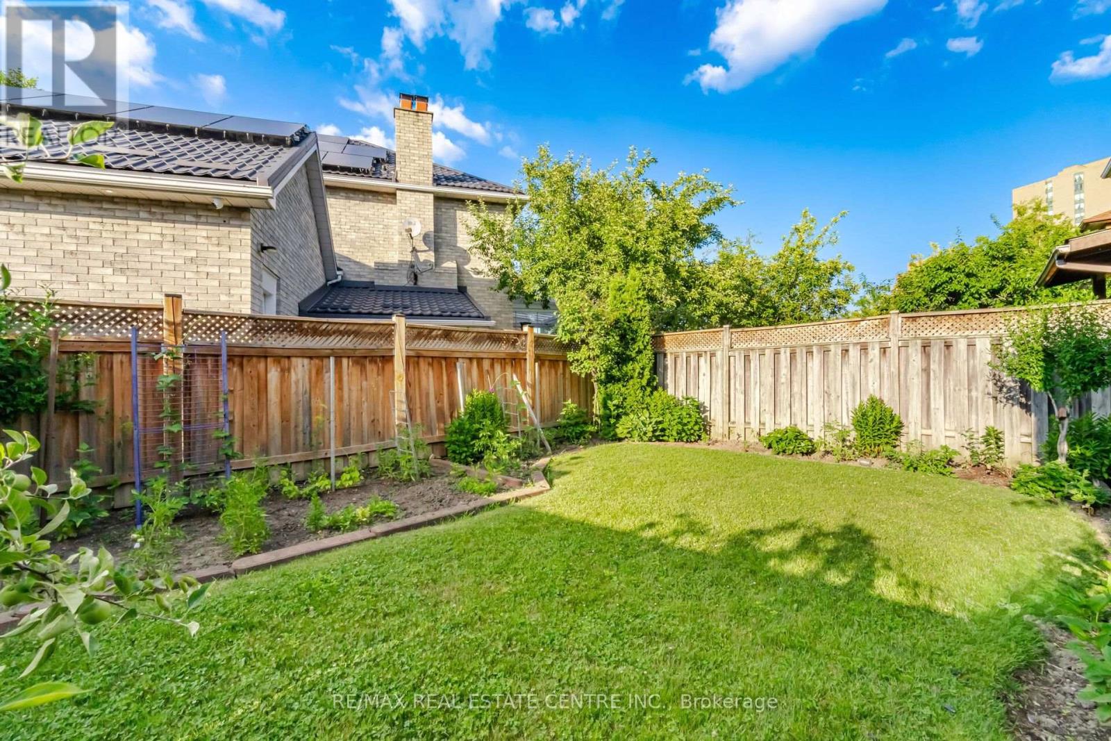 177 SURBRAY GROVE - 46
