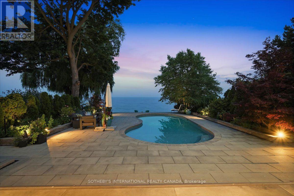 102 CUMBERLAND DRIVE - 1