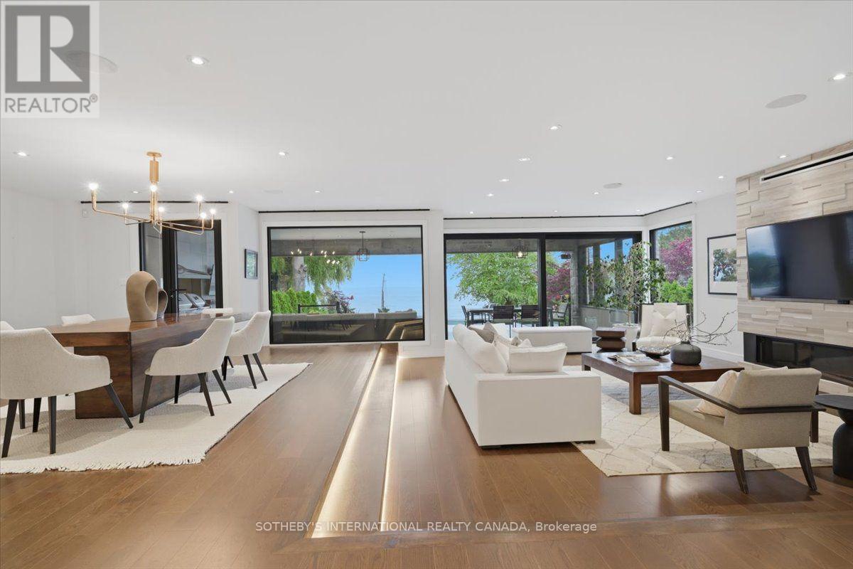 102 CUMBERLAND DRIVE - 13