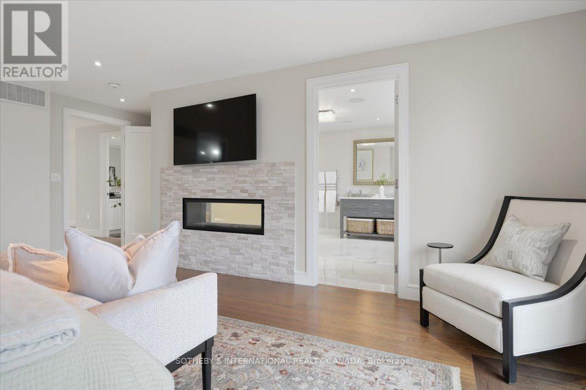 102 CUMBERLAND DRIVE - 18