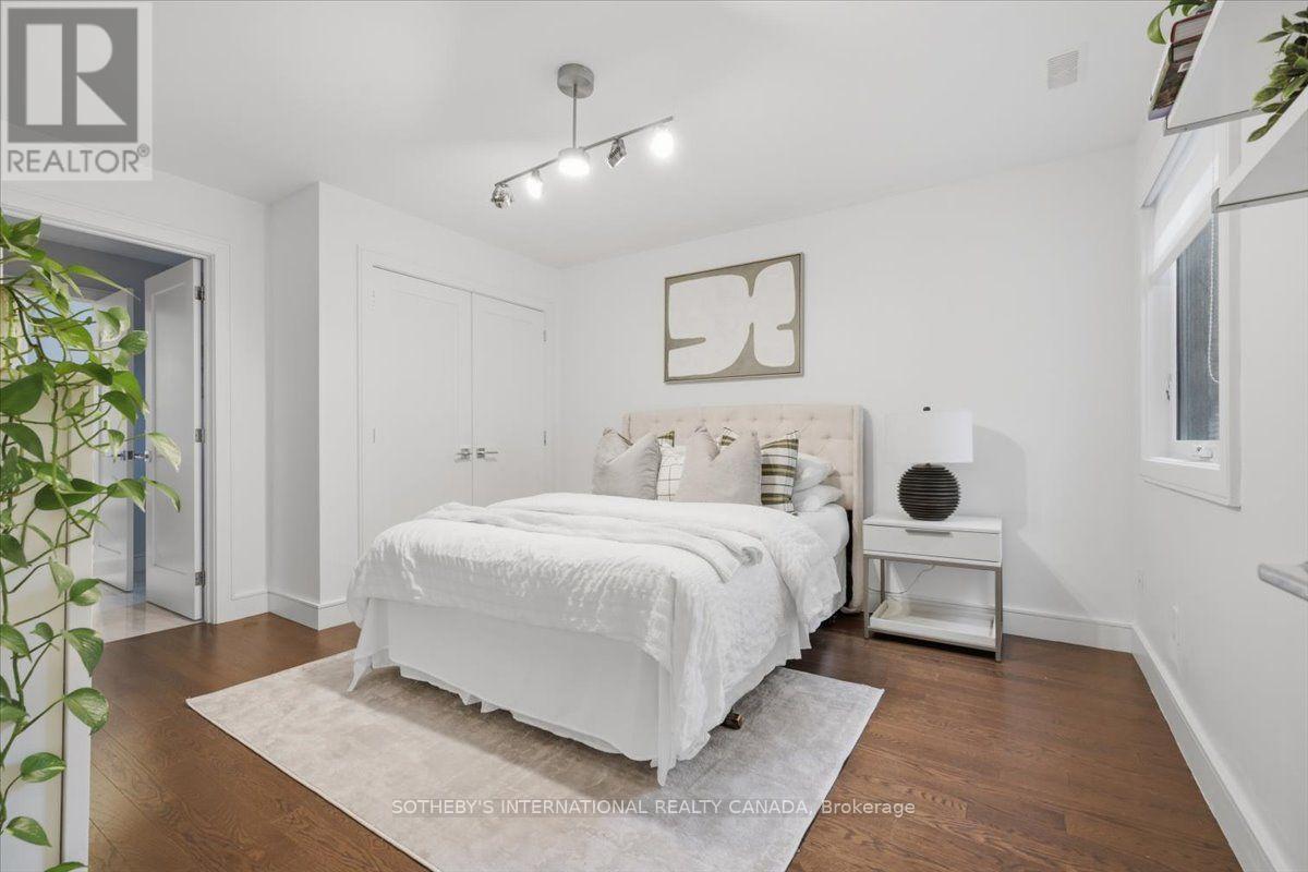 102 CUMBERLAND DRIVE - 22