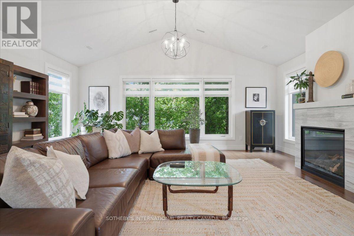 102 CUMBERLAND DRIVE - 26