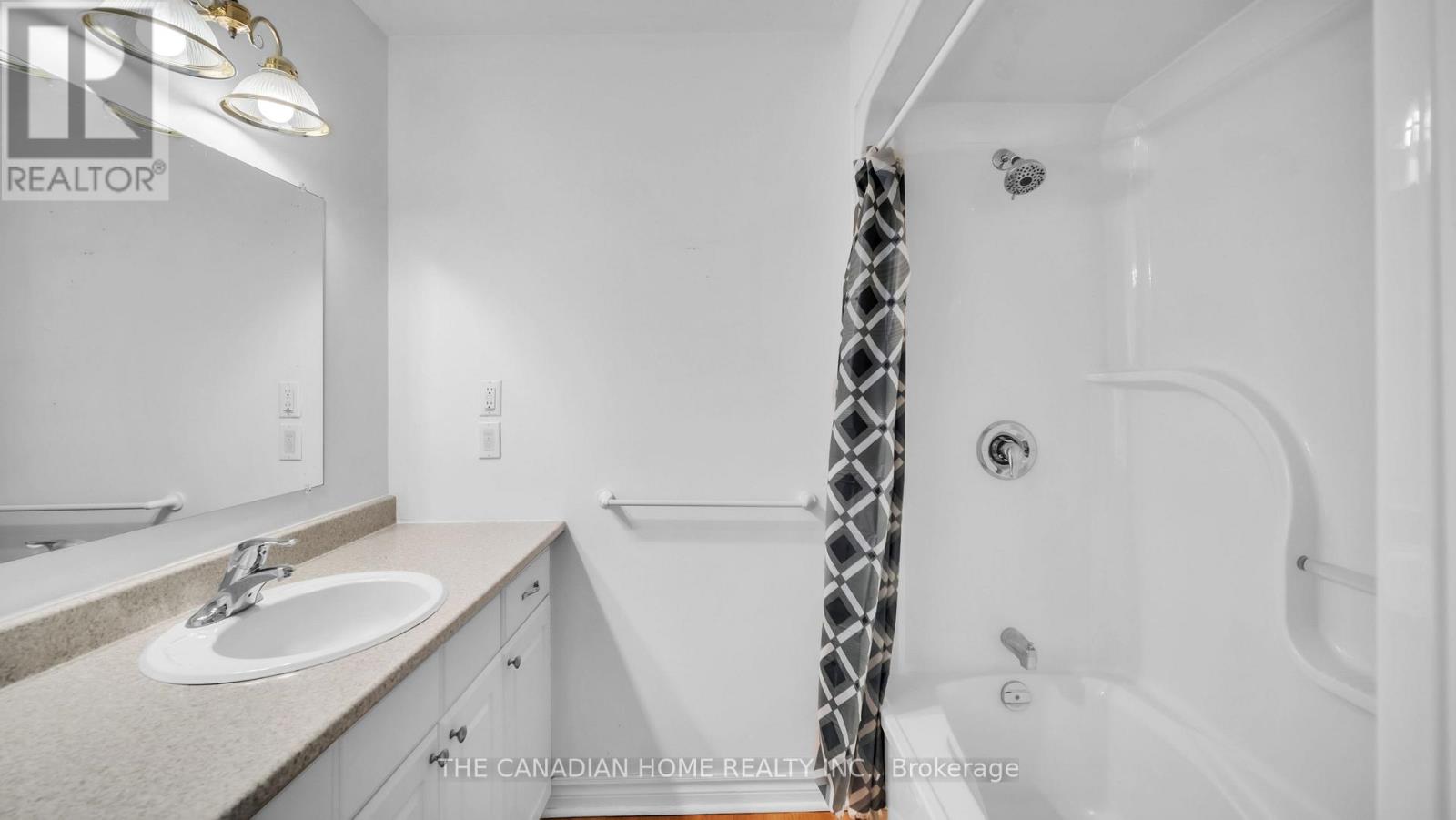196 LINGHAM STREET - 10