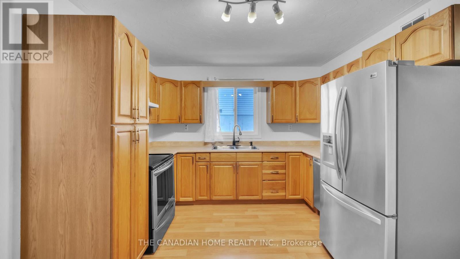 196 LINGHAM STREET - 18