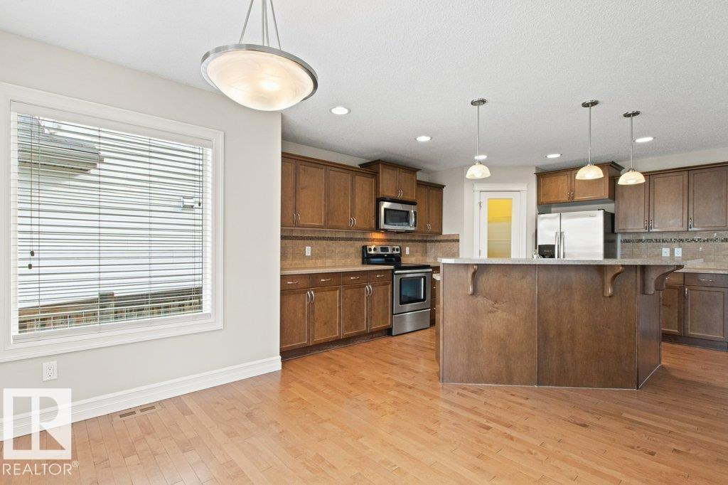 1636 WESTERRA AV - 28