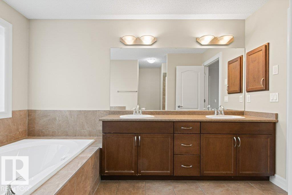 1636 WESTERRA AV - 48