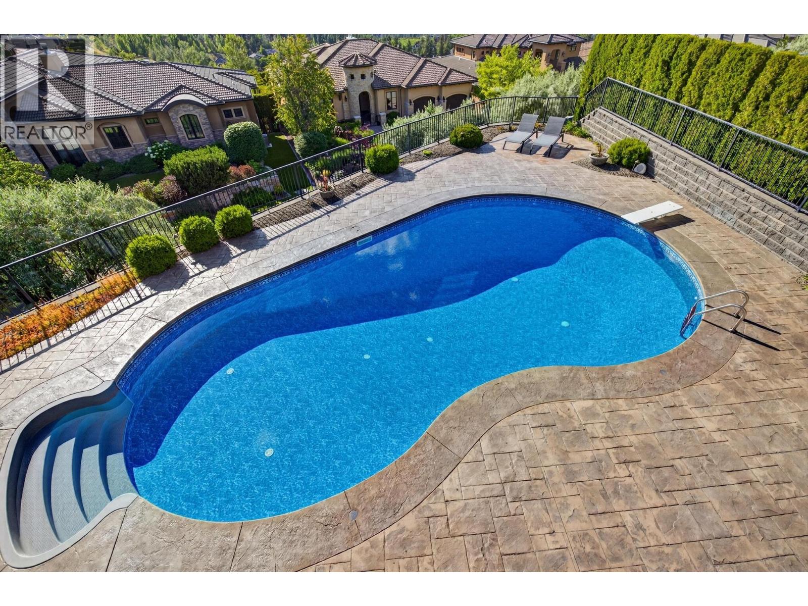 726 Marin Crescent - 20