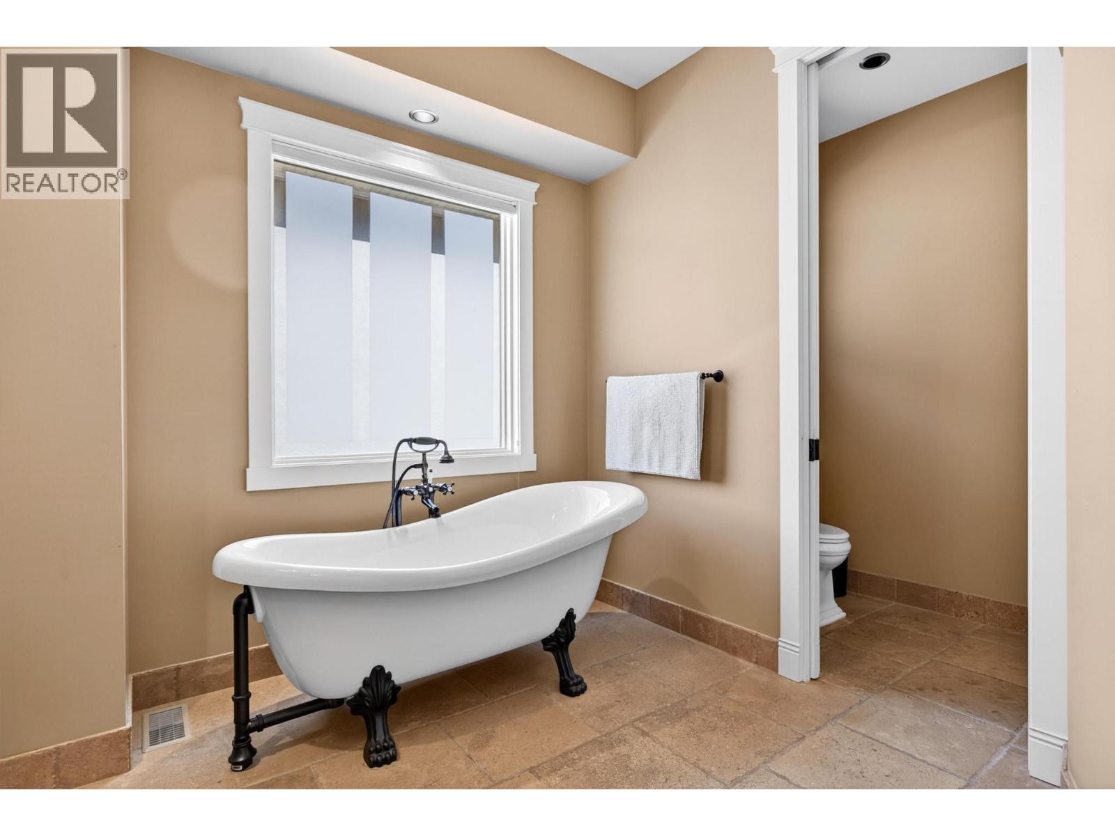 726 Marin Crescent - 27