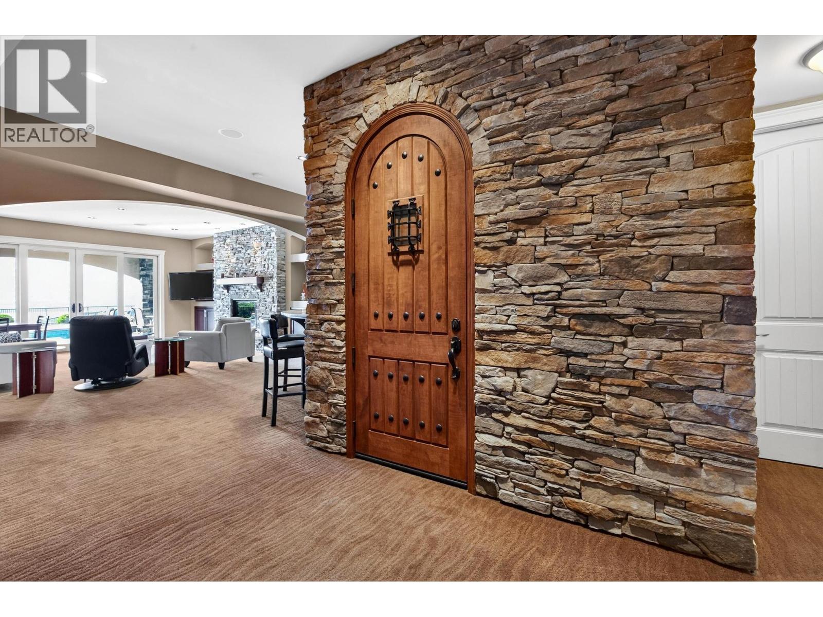 726 Marin Crescent - 34