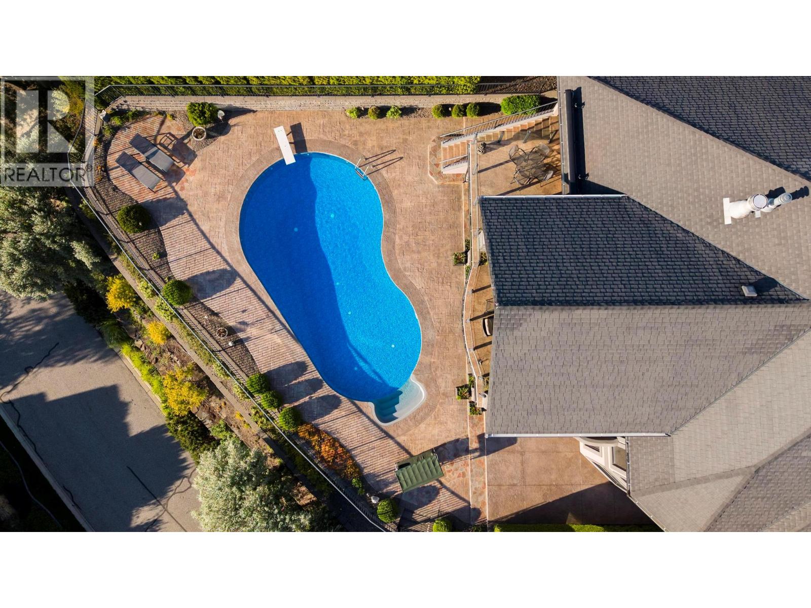 726 Marin Crescent - 58