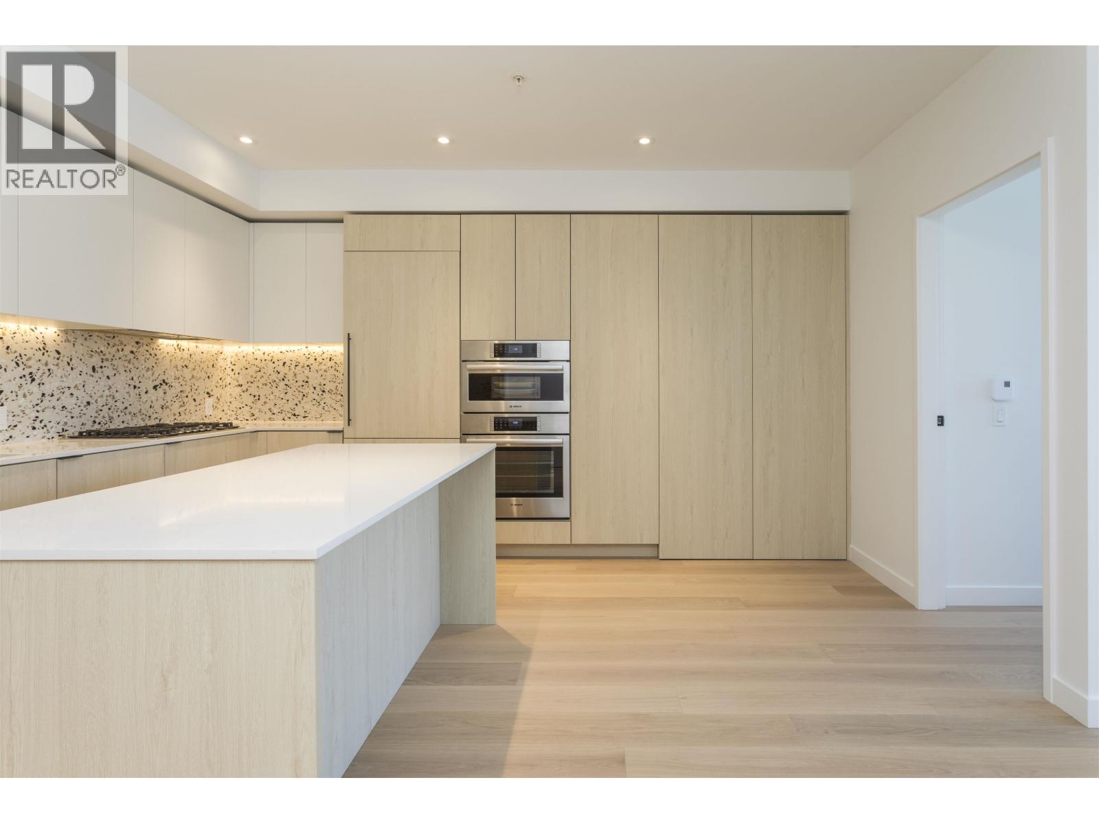 2 Bed, 2 Bath House for Sale in Vancouver – PH517 2471 ST. GEORGE STREET, Vancouver – MLS# R3146390 - Image 6
