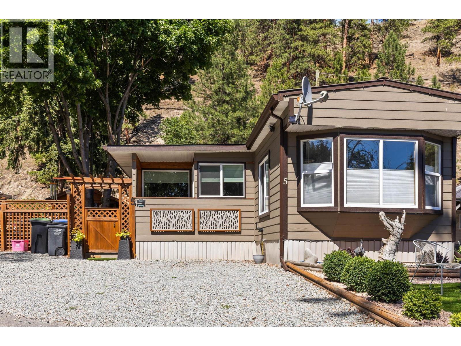 #5 5432 Chidley Road - 1