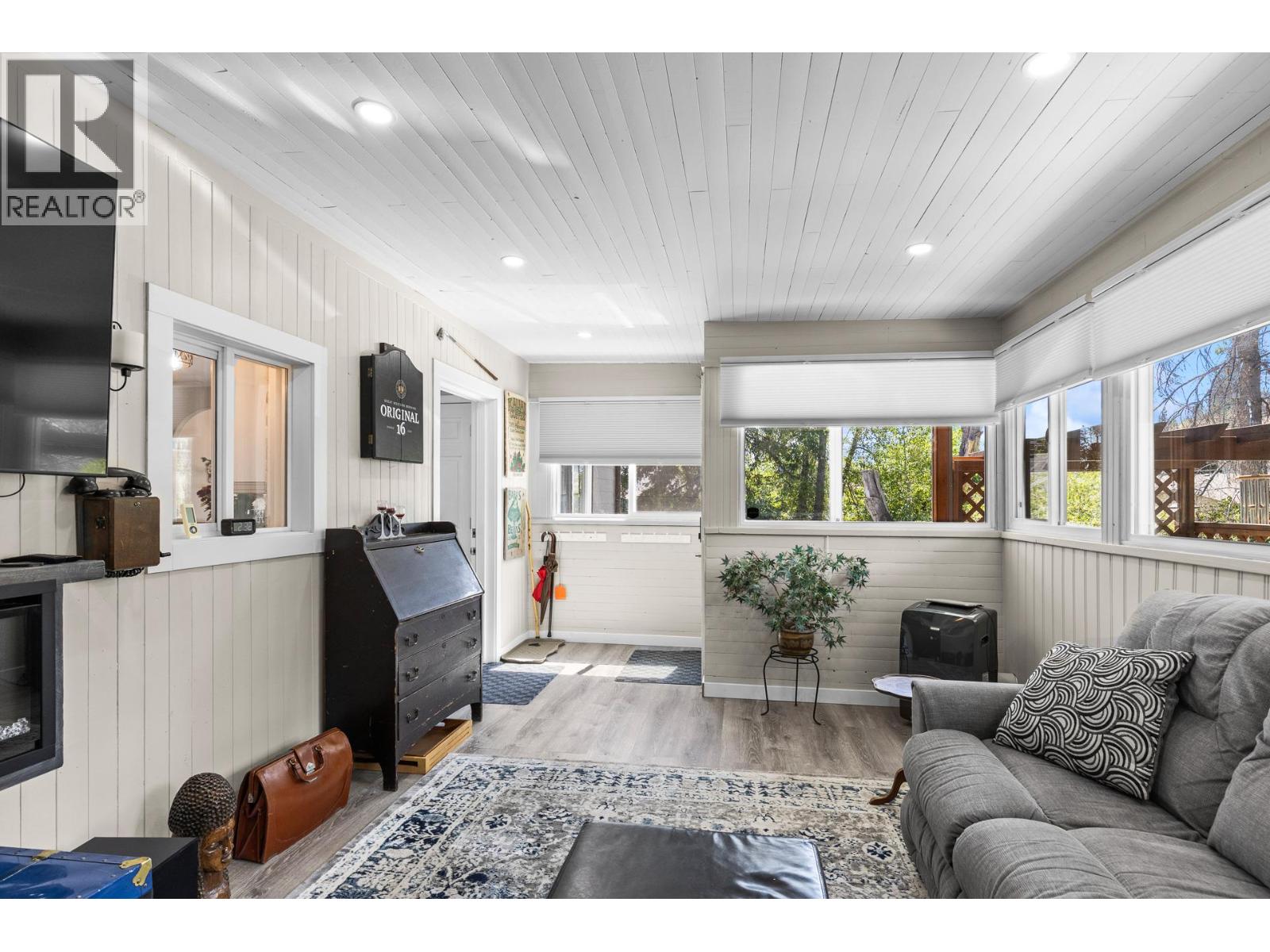 #5 5432 Chidley Road - 18
