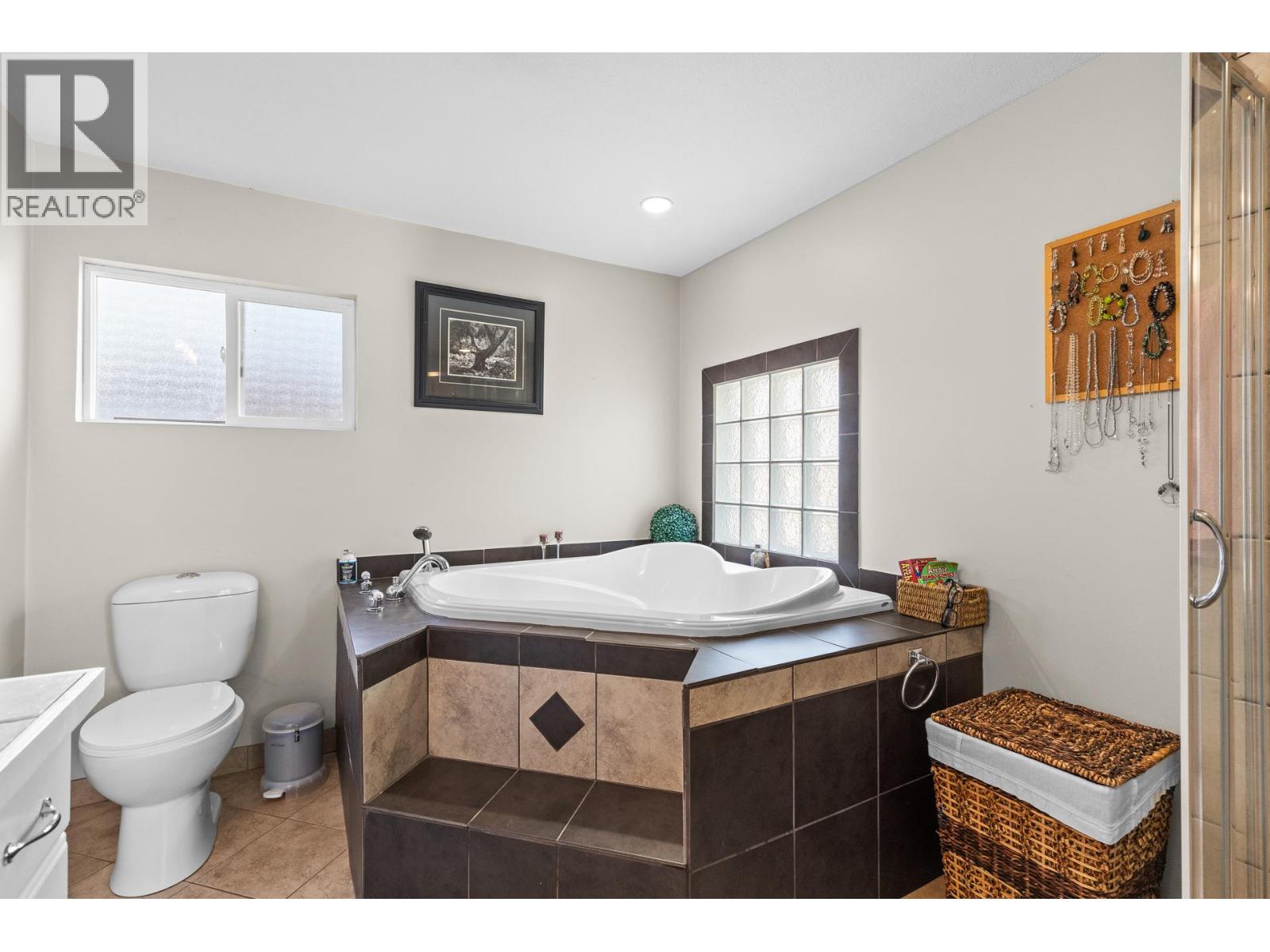 #5 5432 Chidley Road - 44