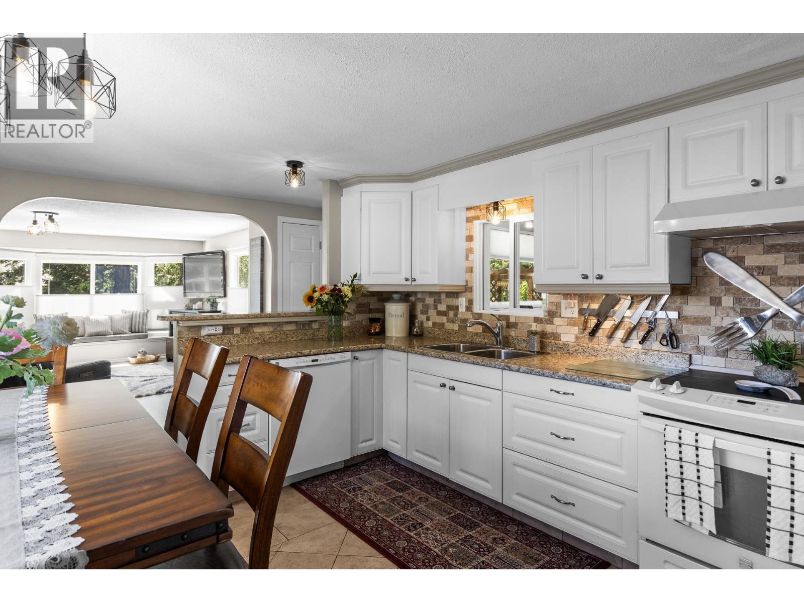 #5 5432 Chidley Road - 27