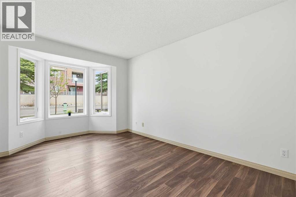 29 Edenwold Green NW - 18