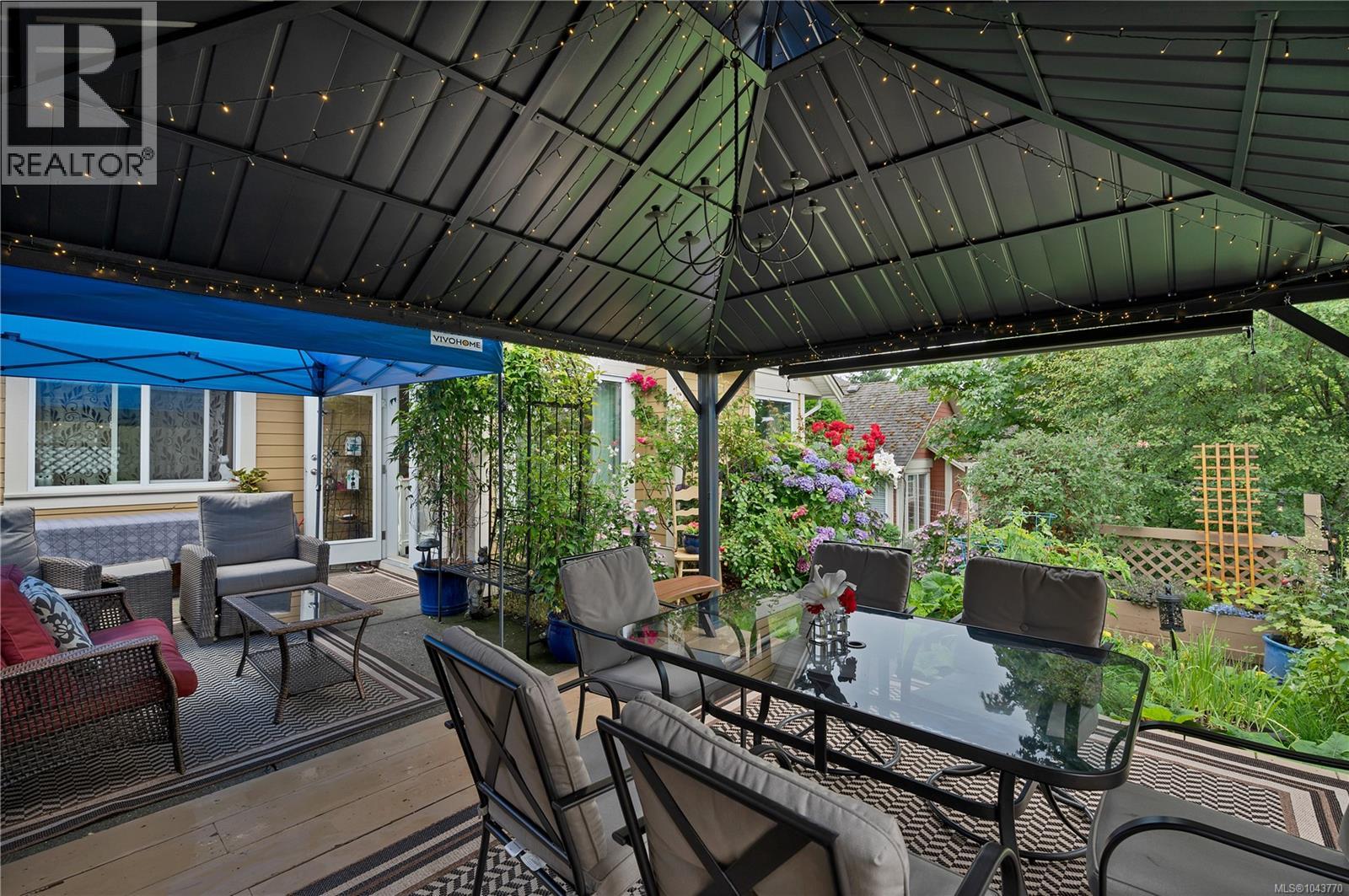 #15 769 Merecroft Rd - 25