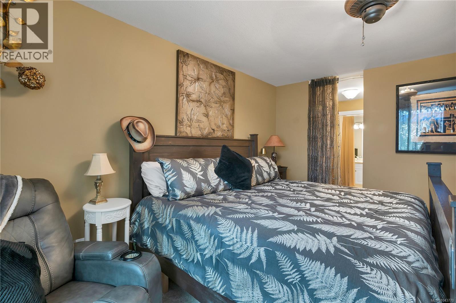 #15 769 Merecroft Rd - 20