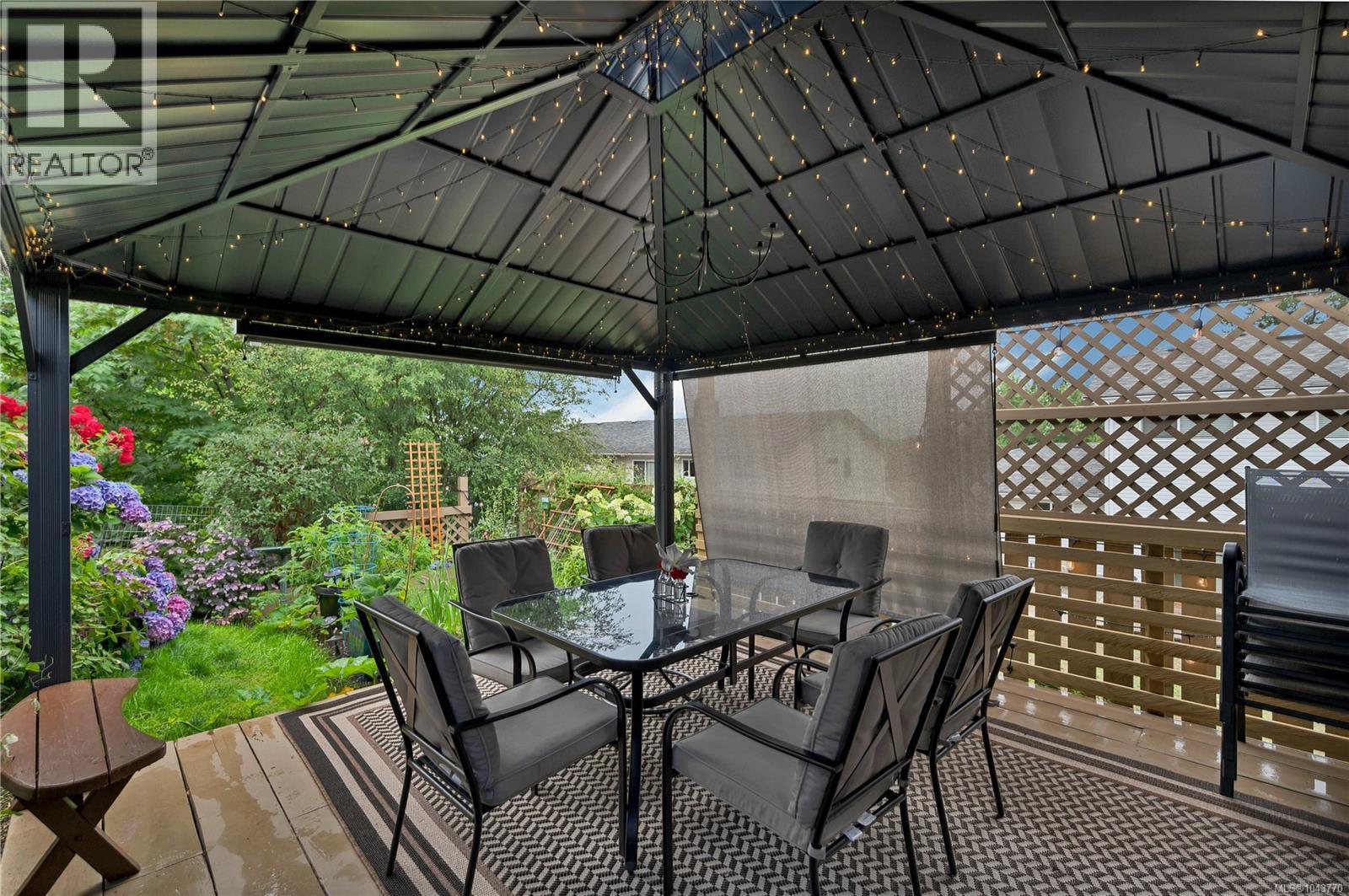 #15 769 Merecroft Rd - 26